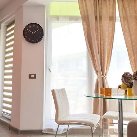 Miramare By Alz Aparthotel 3*