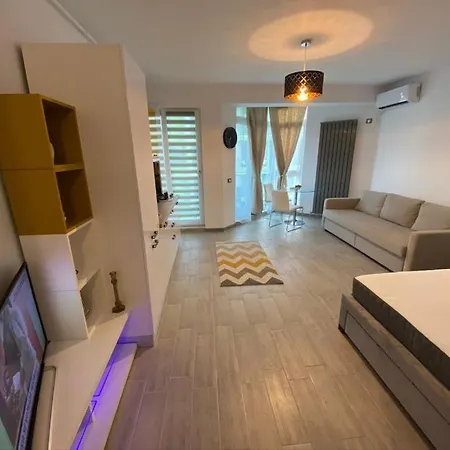 Aparthotel Miramare By Alz 3*