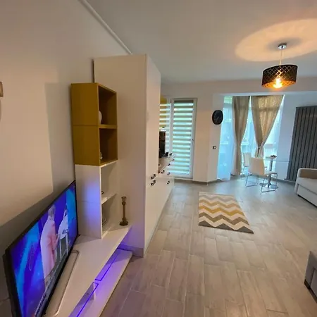 Aparthotel Miramare By Alz Navodari